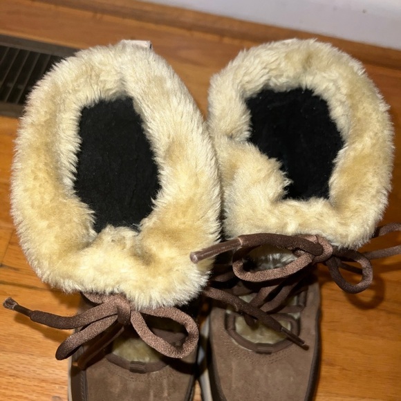 Hi-TEC St. Moritz Thinsulate Brown and Tan Women’s Snow Winter Boots - Size 7.5 - Picture 5 of 17